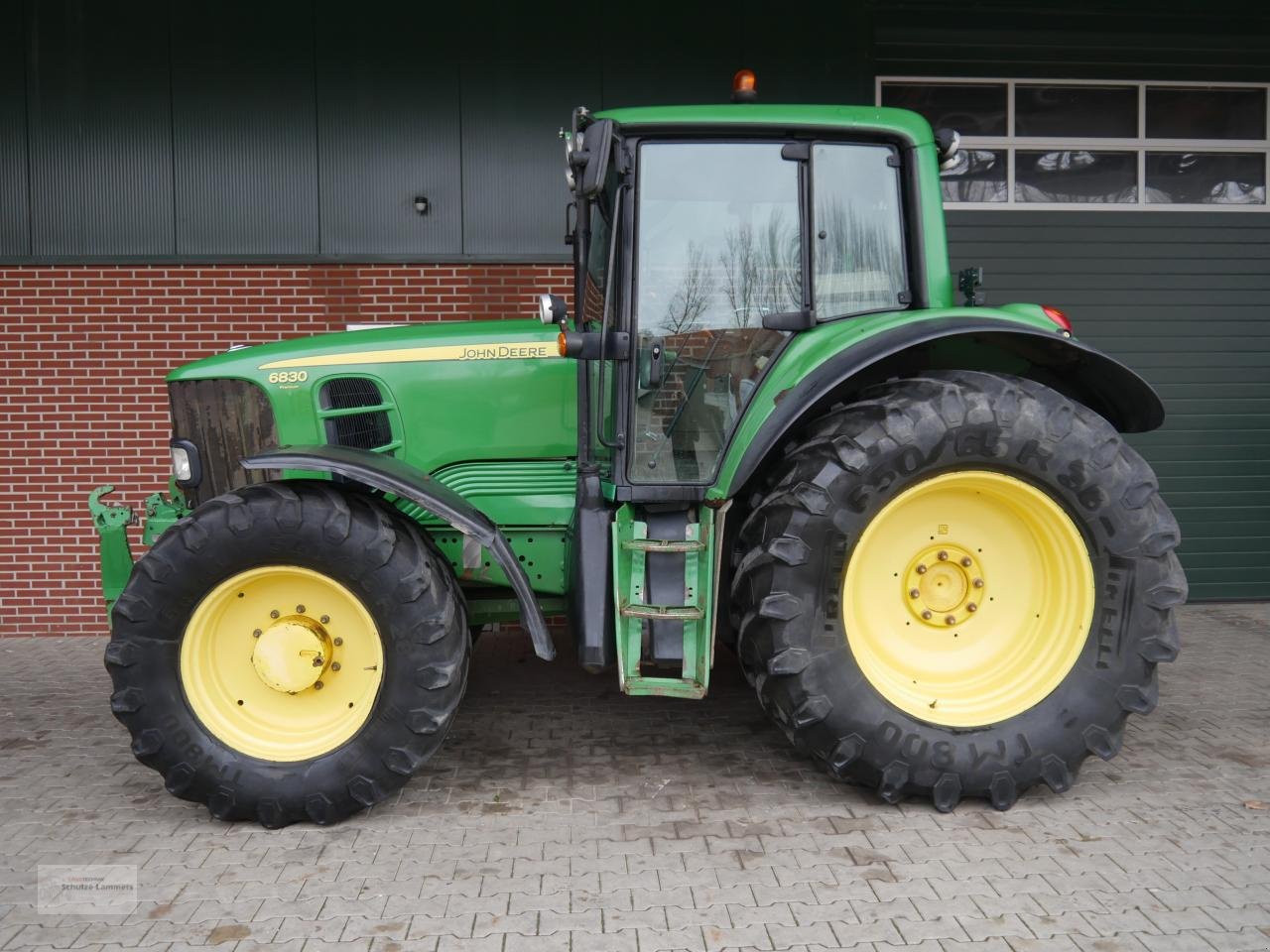 Traktor типа John Deere 6830 Premium AP TLS, Gebrauchtmaschine в Borken (Фотография 4)