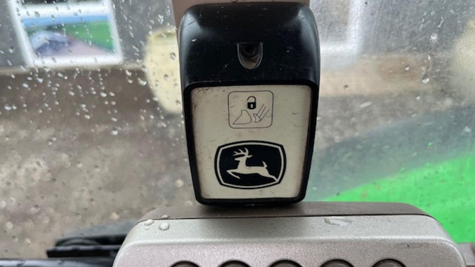 Traktor типа John Deere 6830 PREMIUM AUTOPOWER, JD FRONTLÆSSER, FRONTLIFT, FRONT PTO, Gebrauchtmaschine в Dronninglund (Фотография 20)