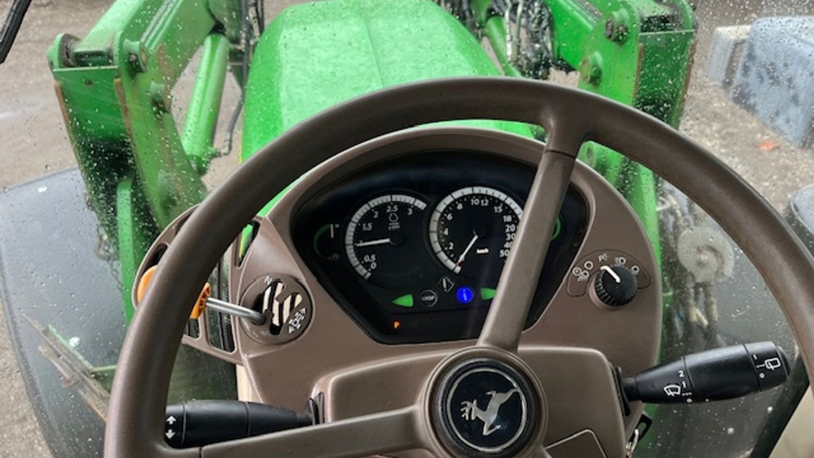 Traktor типа John Deere 6830 PREMIUM AUTOPOWER, JD FRONTLÆSSER, FRONTLIFT, FRONT PTO, Gebrauchtmaschine в Dronninglund (Фотография 21)