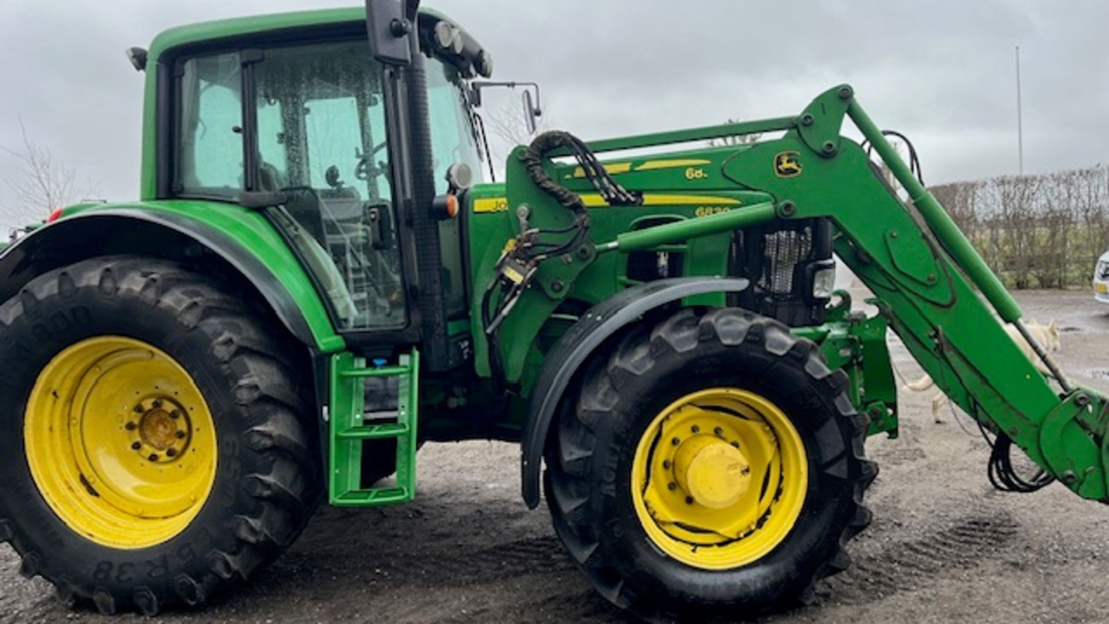 Traktor Türe ait John Deere 6830 PREMIUM AUTOPOWER, JD FRONTLÆSSER, FRONTLIFT, FRONT PTO, Gebrauchtmaschine içinde Dronninglund (resim 9)
