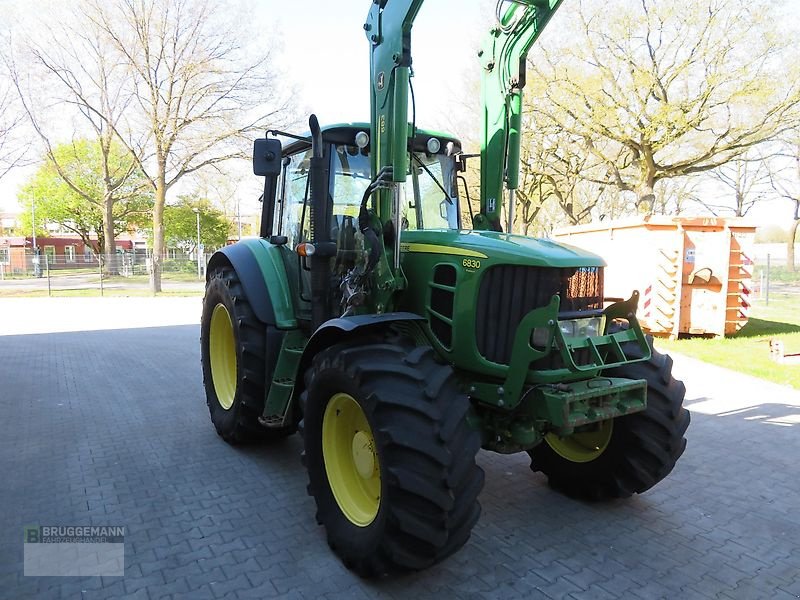 Traktor du type John Deere 6830 Premium, AutoQuad, Gebrauchtmaschine en Meppen (Photo 2)