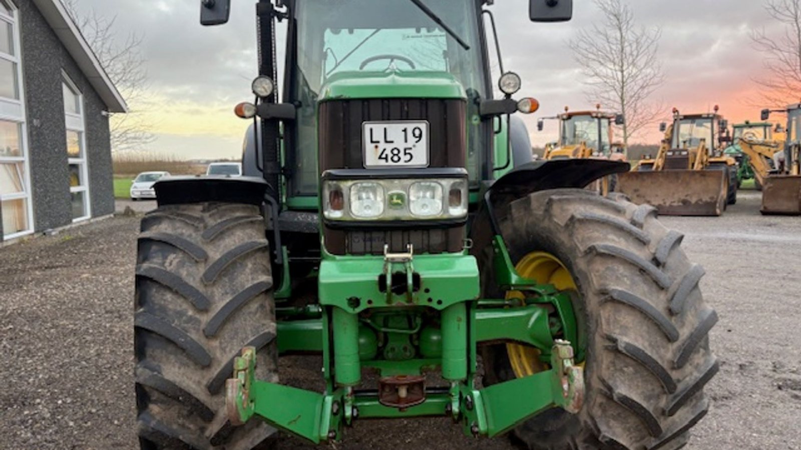 Traktor del tipo John Deere 6830 PREMIUM FRONTLIFT, TLS AFF. FORAKSEL, Gebrauchtmaschine In Dronninglund (Immagine 4)