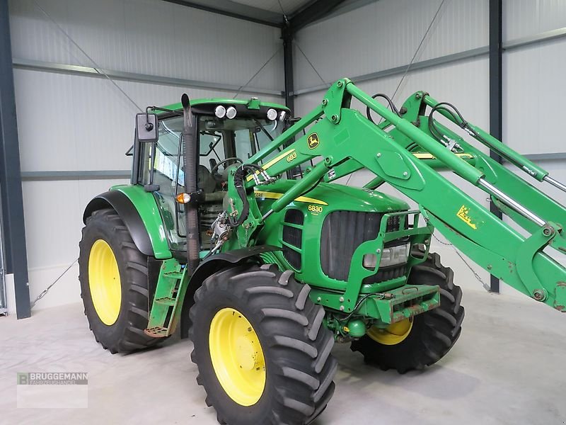 Traktor типа John Deere 6830 Premium, PowrQuad / AutoQuad, Gebrauchtmaschine в Meppen (Фотография 10)