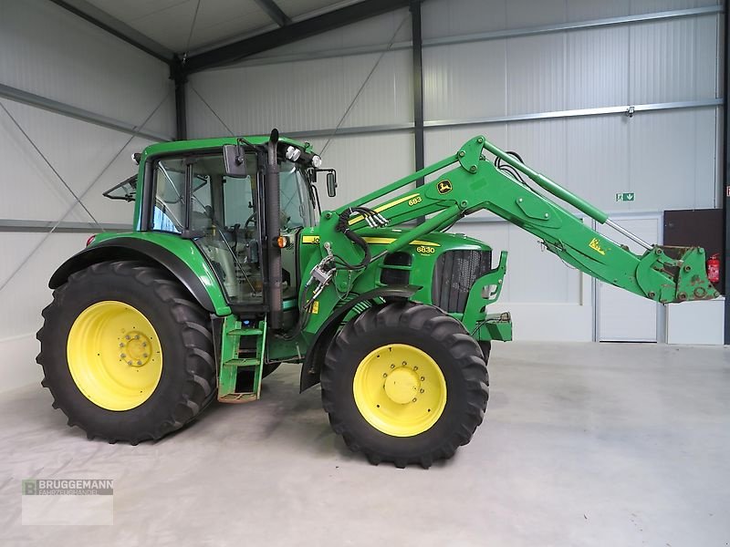 Traktor типа John Deere 6830 Premium, PowrQuad / AutoQuad, Gebrauchtmaschine в Meppen (Фотография 4)