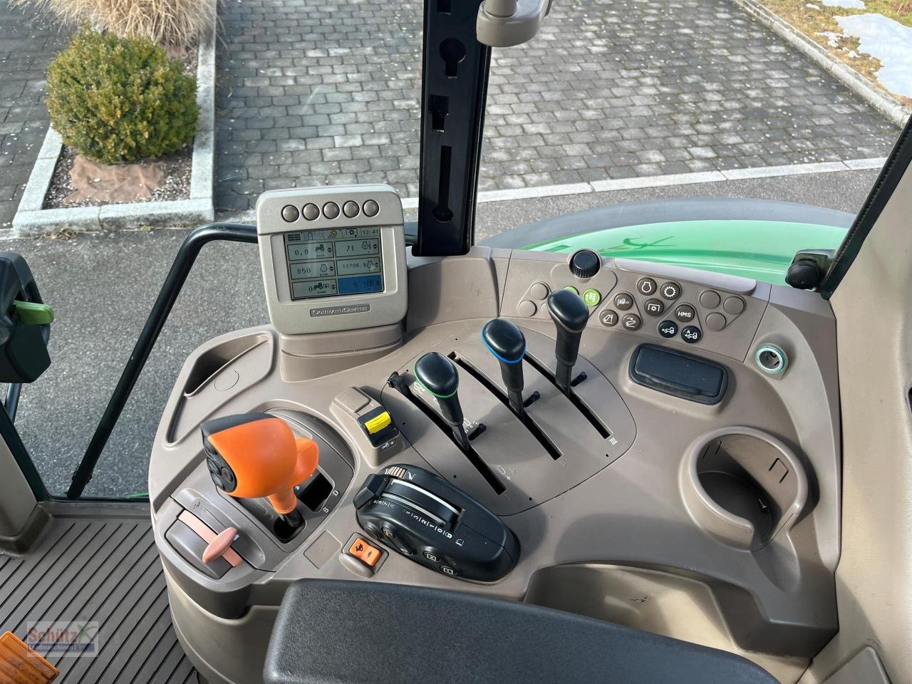 Traktor of the type John Deere 6830 Premium, PowrQuad Plus, AutoQuad Plus, TOP, Gebrauchtmaschine in Schierling (Picture 14)