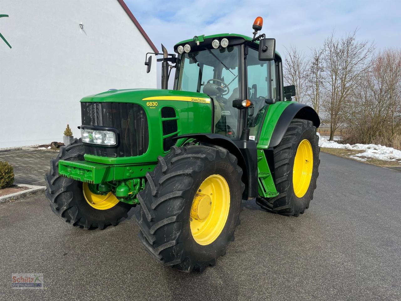 Traktor типа John Deere 6830 Premium, PowrQuad Plus, AutoQuad Plus, Neumaschine в Schierling (Фотография 2)