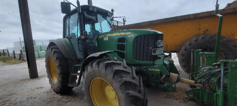 Traktor a típus John Deere 6830 PREMIUM, Gebrauchtmaschine ekkor: Wargnies Le Grand (Kép 5)