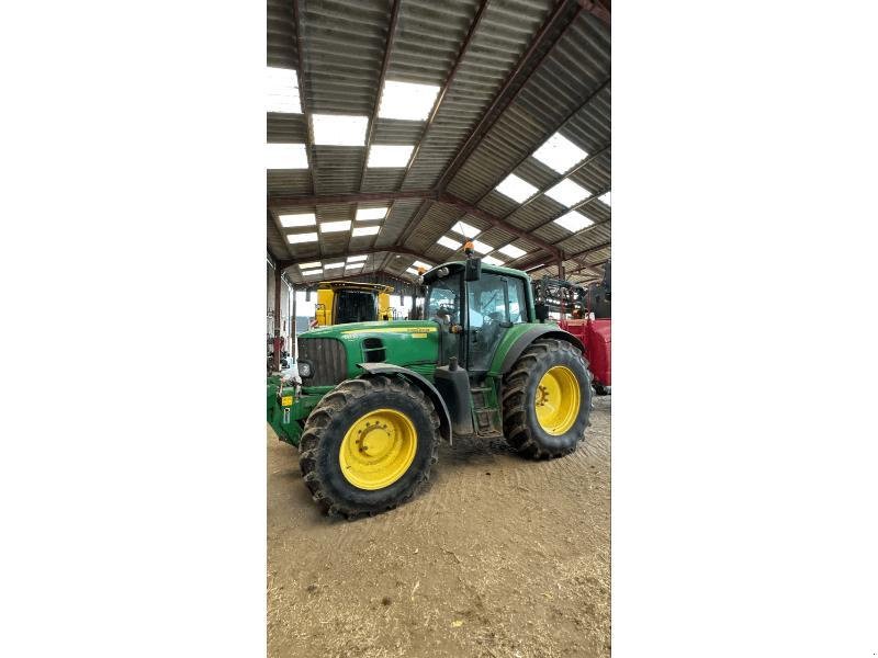 Traktor van het type John Deere 6830 PREMIUM, Gebrauchtmaschine in Wargnies Le Grand