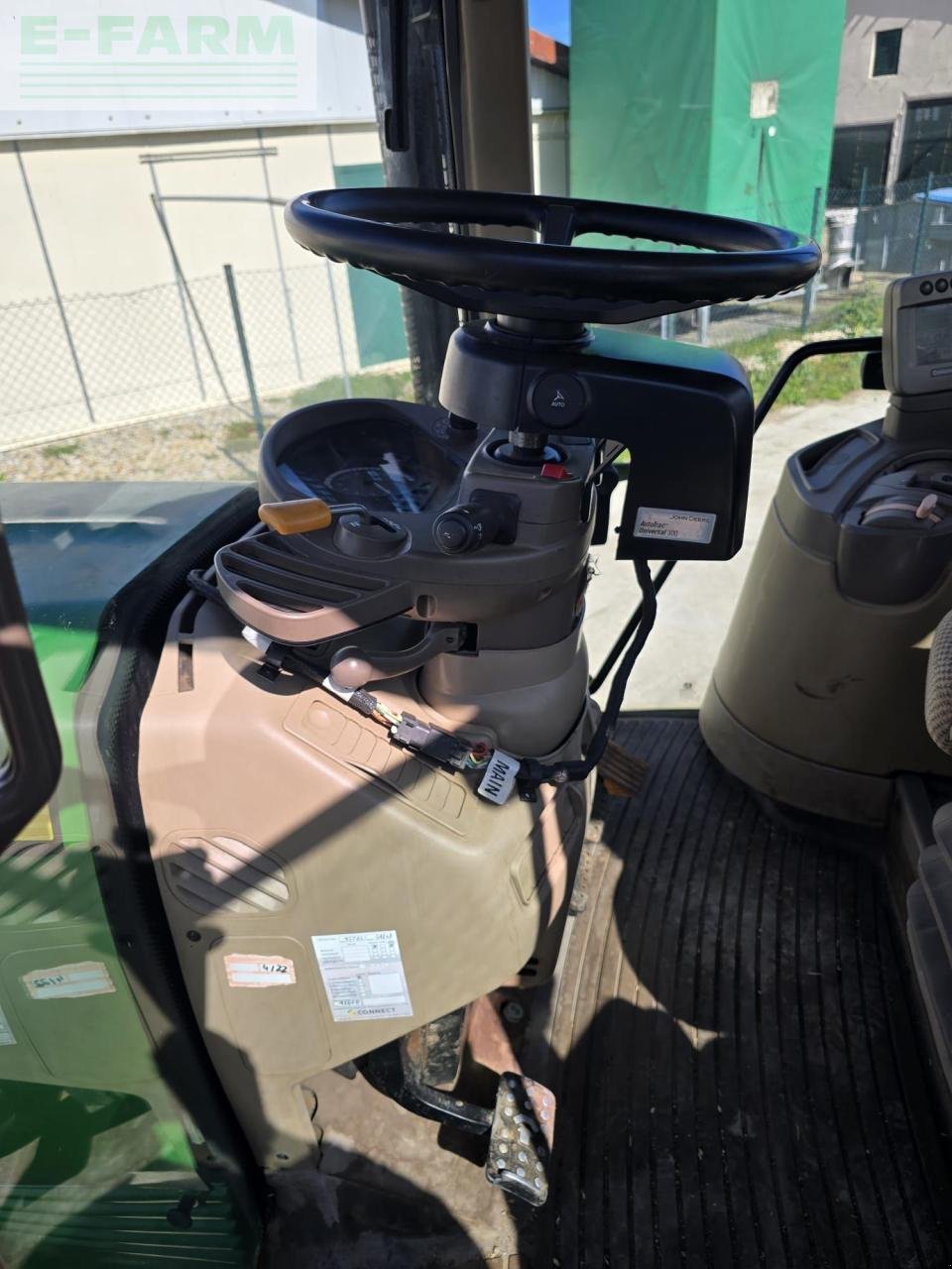 Traktor des Typs John Deere 6830 PREMIUM, Gebrauchtmaschine in WALLHAUSEN (Bild 8)