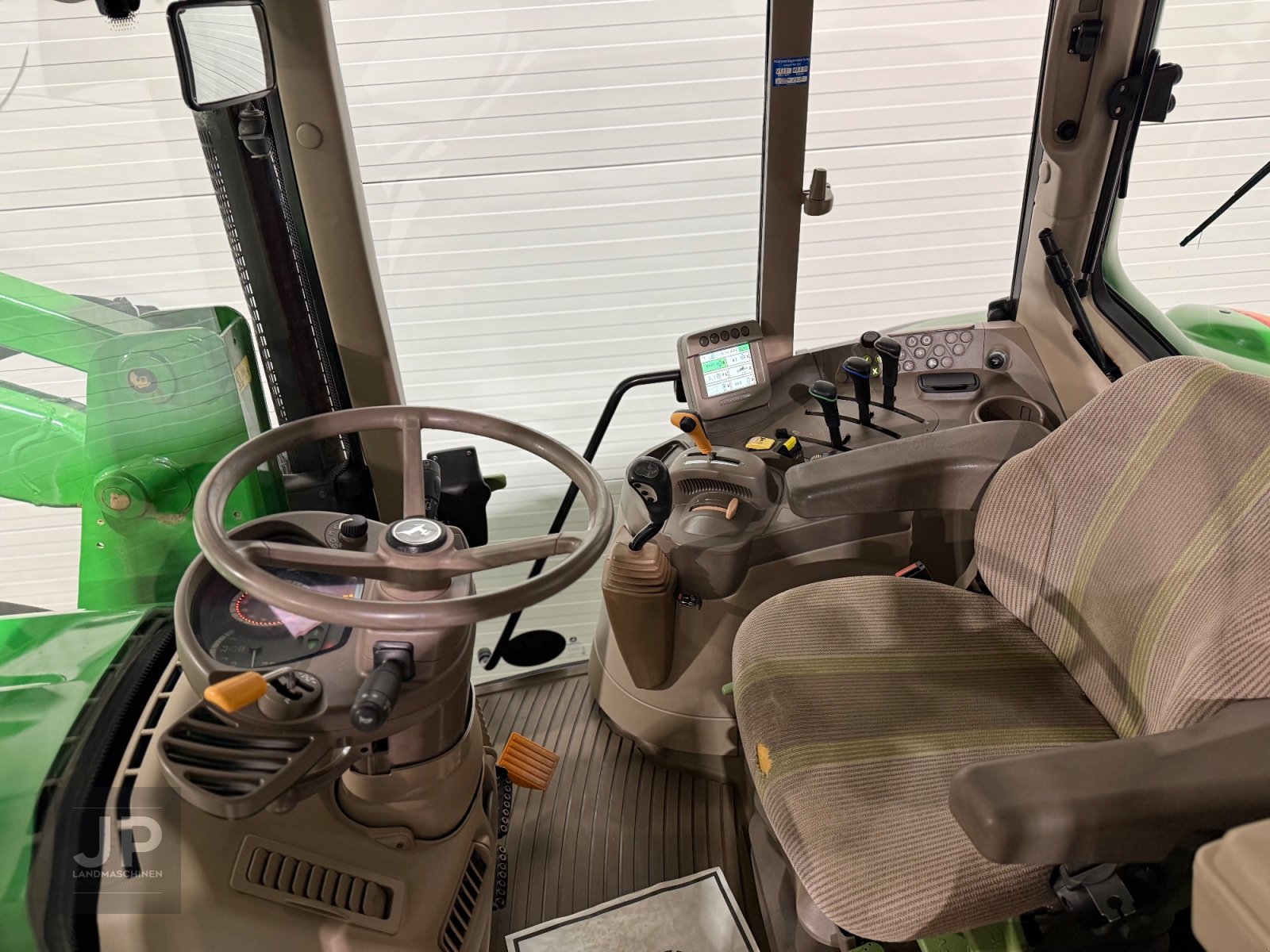 Traktor от тип John Deere 6830 PREMIUM, Gebrauchtmaschine в Kastl (Снимка 4)