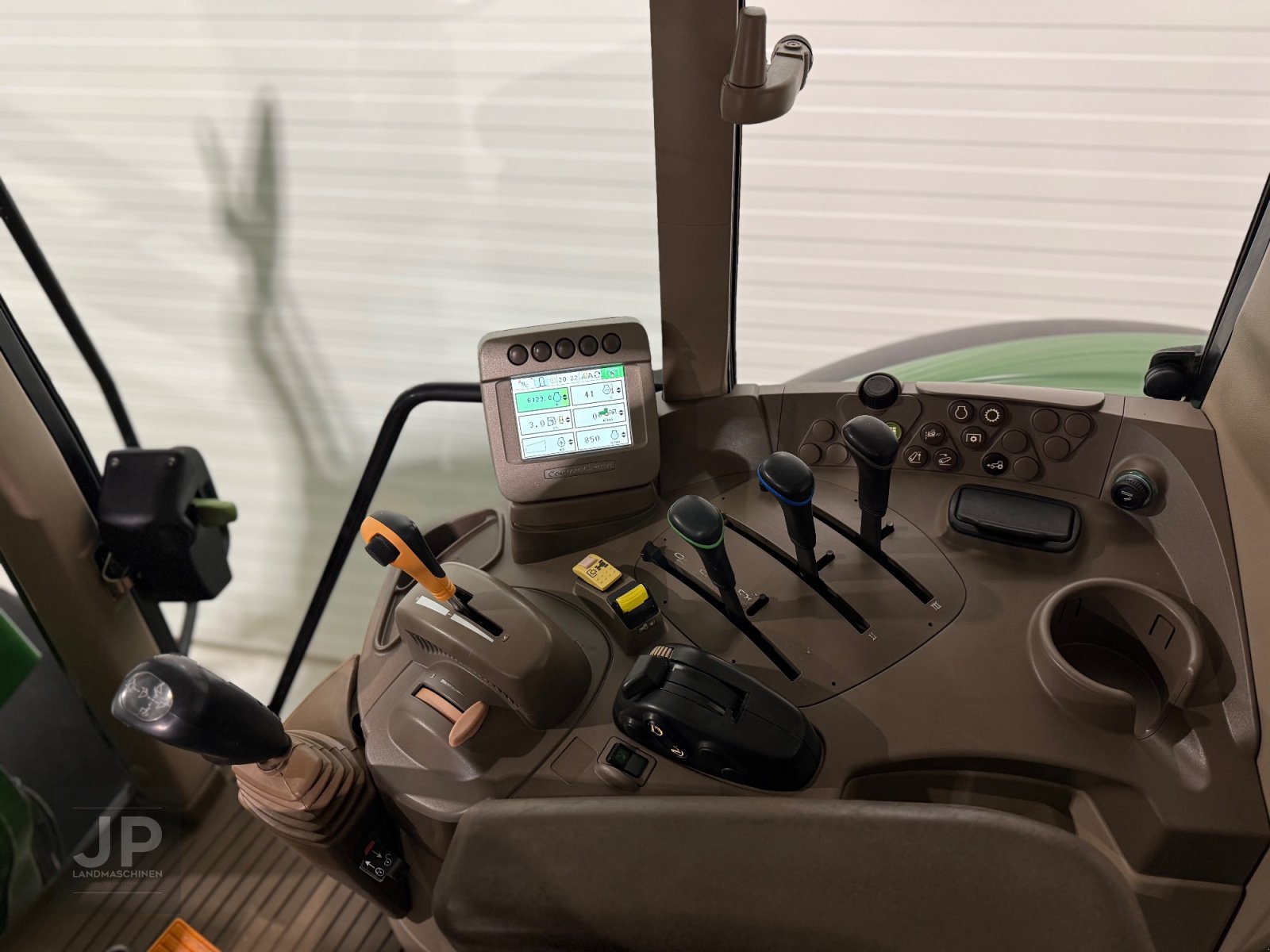 Traktor от тип John Deere 6830 PREMIUM, Gebrauchtmaschine в Kastl (Снимка 12)