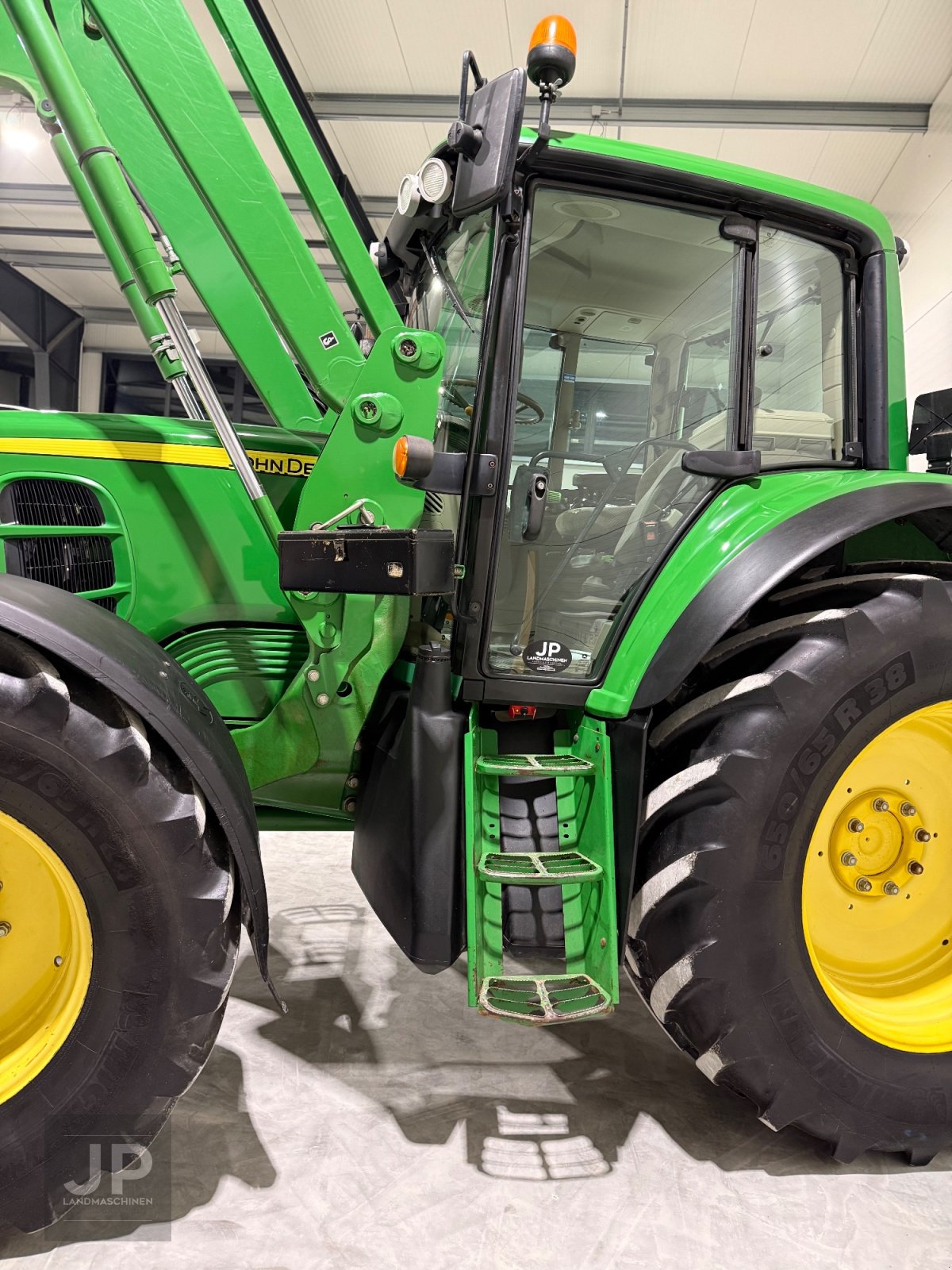 Traktor от тип John Deere 6830 PREMIUM, Gebrauchtmaschine в Kastl (Снимка 28)