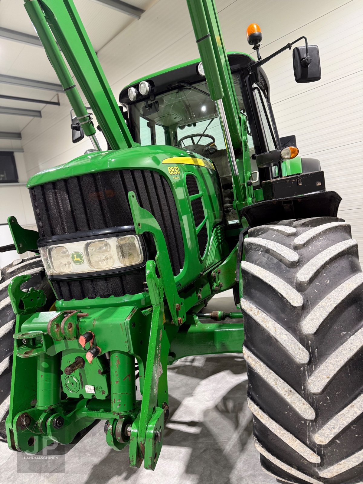 Traktor от тип John Deere 6830 PREMIUM, Gebrauchtmaschine в Kastl (Снимка 29)