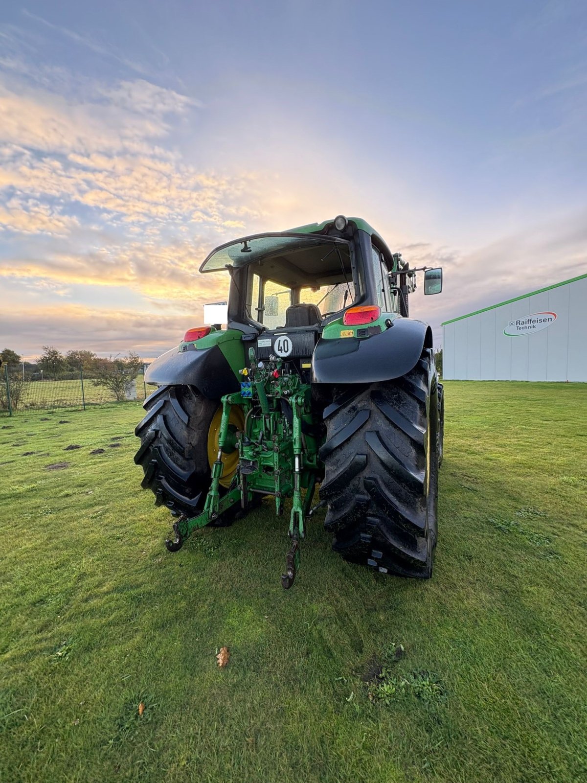 John Deere 6830, Gebrauchtmaschine, Baujahr: 2008, Betriebsstunden: 10400 Stunden (Bild 5) Traktor des Typs John Deere 6830, Gebrauchtmaschine in Lohe-Rickelshof (Bild 5)