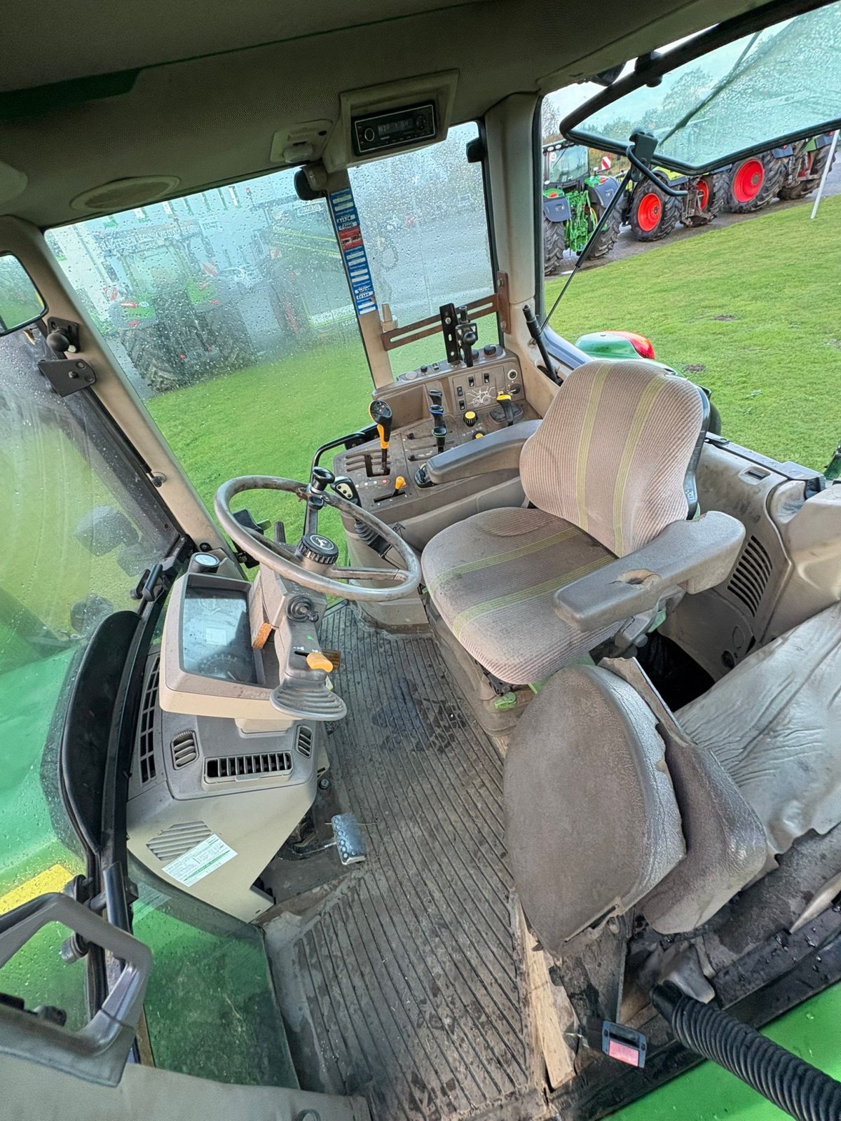 John Deere 6830, Gebrauchtmaschine, Baujahr: 2008, Betriebsstunden: 10400 Stunden (Bild 10) Traktor des Typs John Deere 6830, Gebrauchtmaschine in Lohe-Rickelshof (Bild 10)