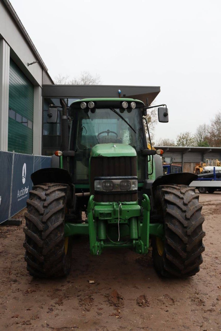 Traktor des Typs John Deere 6830, Gebrauchtmaschine in Antwerpen (Bild 8)