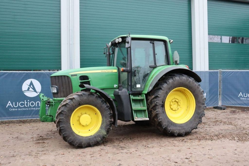 Traktor des Typs John Deere 6830, Gebrauchtmaschine in Antwerpen (Bild 1)