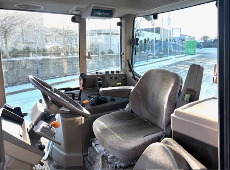 Traktor типа John Deere 6830, Gebrauchtmaschine в Petersberg (Фотография 4)