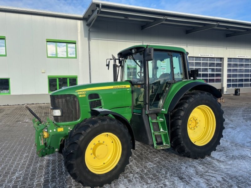 Traktor des Typs John Deere 6830, Gebrauchtmaschine in Petersberg (Bild 1)