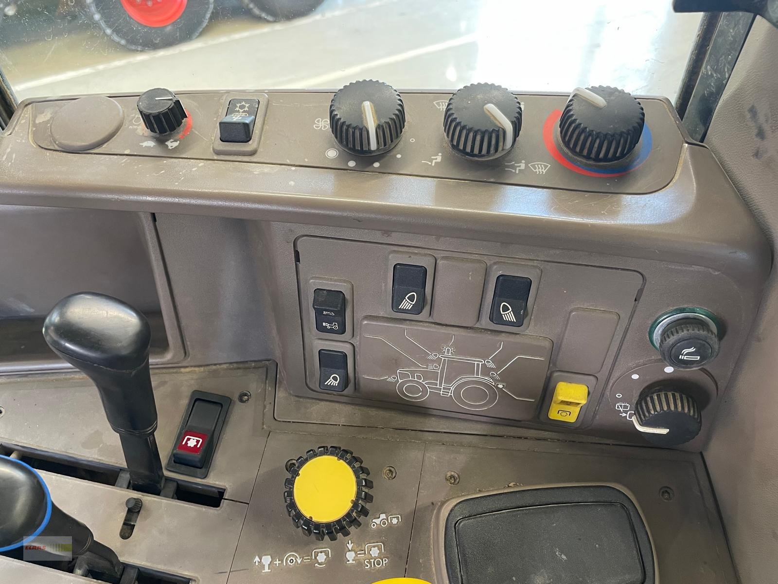 Traktor des Typs John Deere 6830, Gebrauchtmaschine in Langenau (Bild 16)