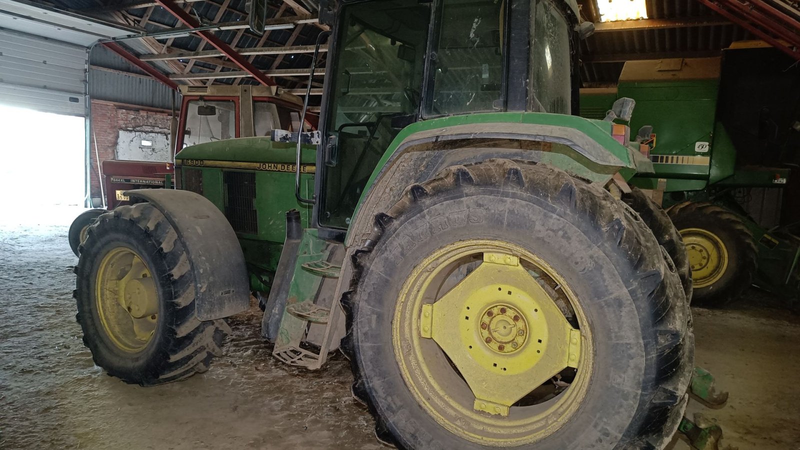 Traktor типа John Deere 6900, Gebrauchtmaschine в Egtved (Фотография 2)