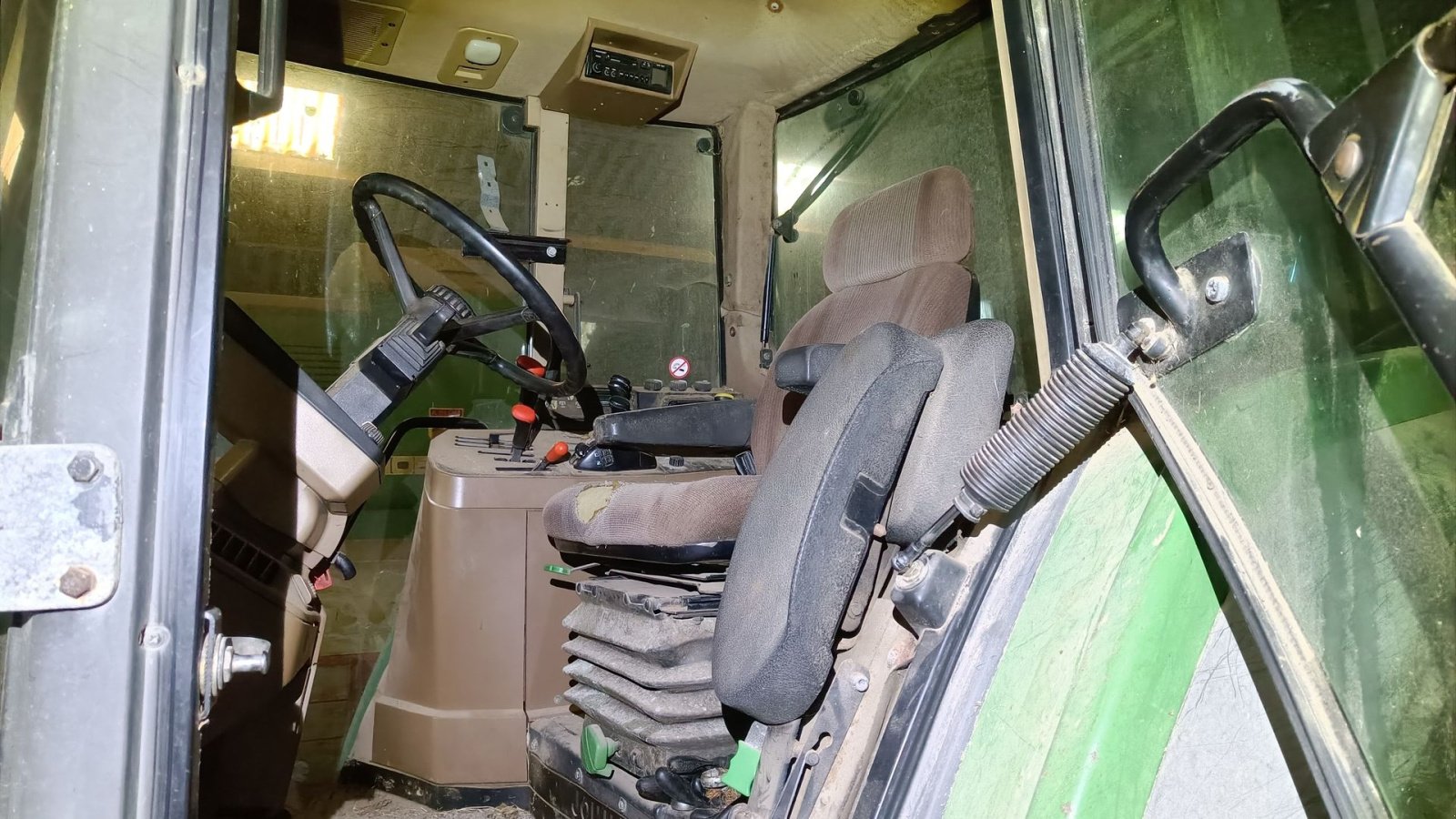 Traktor типа John Deere 6900, Gebrauchtmaschine в Egtved (Фотография 11)