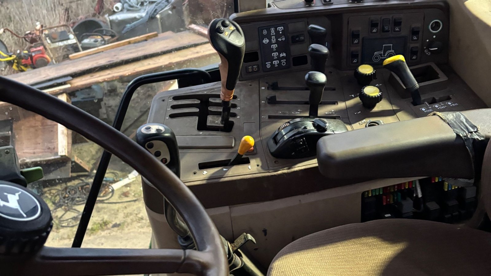 Traktor del tipo John Deere 6910 Auto Quad II-TLS, Gebrauchtmaschine en Nibe (Imagen 5)