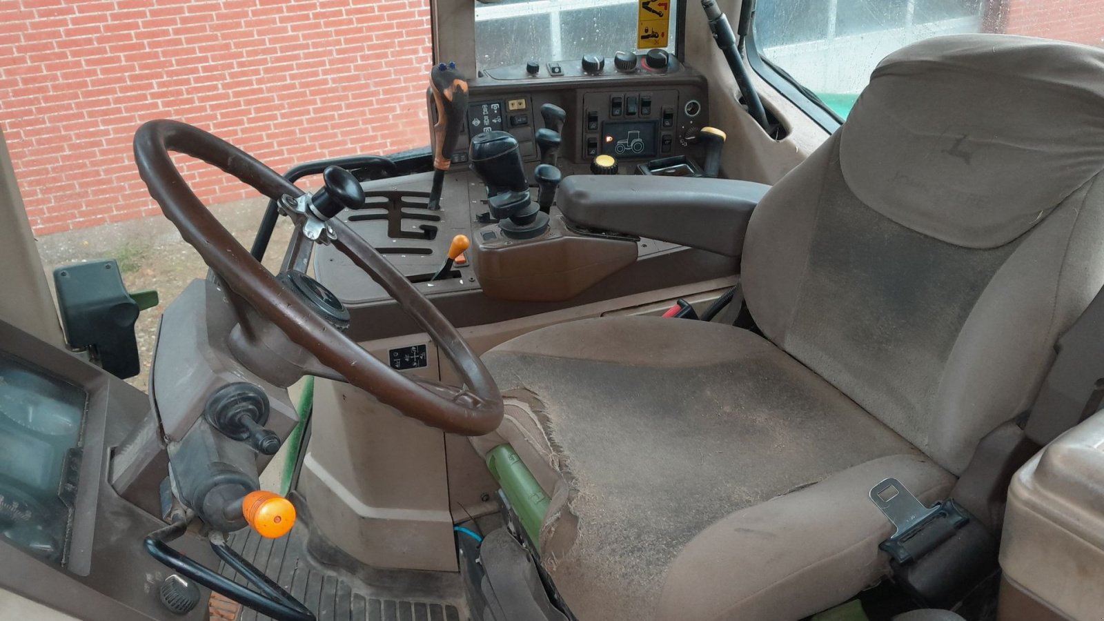 Traktor Türe ait John Deere 6910 PowerQuad  TLS med ÅLØ 980 frontlæsser og trykluftbremser, Gebrauchtmaschine içinde Skive (resim 6)