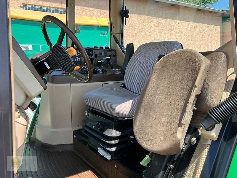 Traktor of the type John Deere 6910 TLS, Powr Quad, Gebrauchtmaschine in Salsitz (Picture 20)