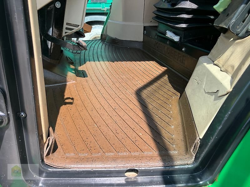 Traktor of the type John Deere 6910 TLS, Powr Quad, Gebrauchtmaschine in Salsitz (Picture 25)