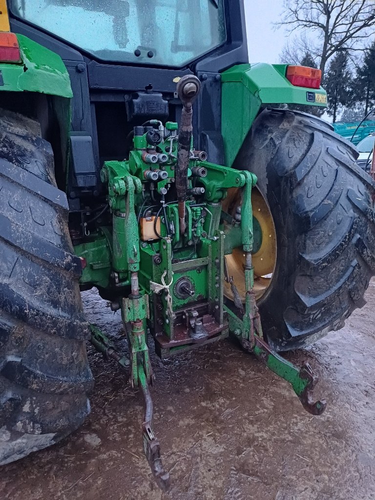 Traktor del tipo John Deere 6910, Gebrauchtmaschine en LACAPELLE-MARIVAL (Imagen 5)