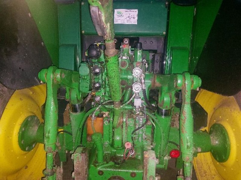 Traktor типа John Deere 6920 AP, Gebrauchtmaschine в POUSSAY (Фотография 3)