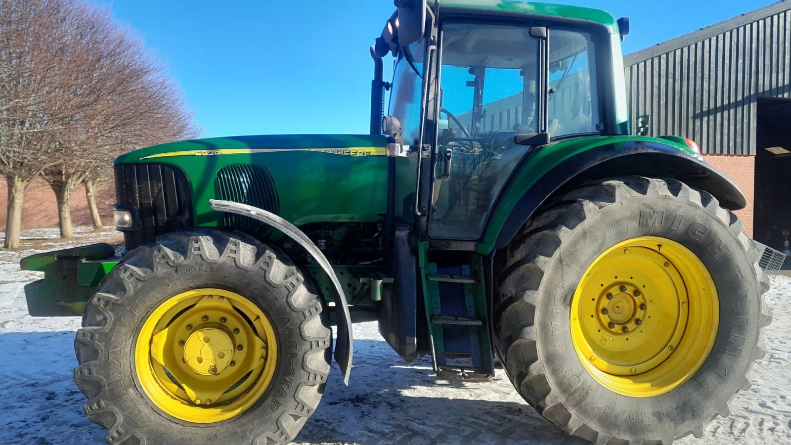 Traktor of the type John Deere 6920 Power Quard Power Quard Gearkasse, Gebrauchtmaschine in Skive (Picture 1)