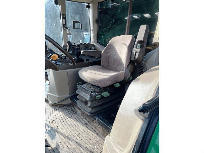 Traktor des Typs John Deere 6920, Gebrauchtmaschine in SAINT-GERMAIN DU PUY (Bild 9)