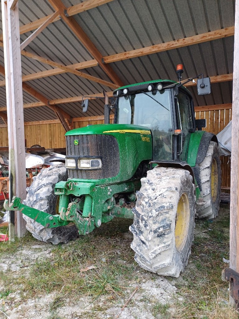 Traktor van het type John Deere 6920, Gebrauchtmaschine in VERT TOULON (Foto 1)