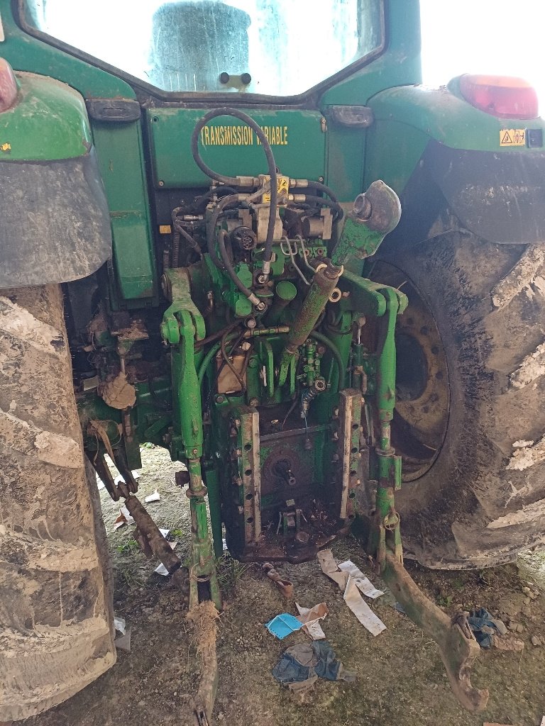 Traktor van het type John Deere 6920, Gebrauchtmaschine in VERT TOULON (Foto 7)