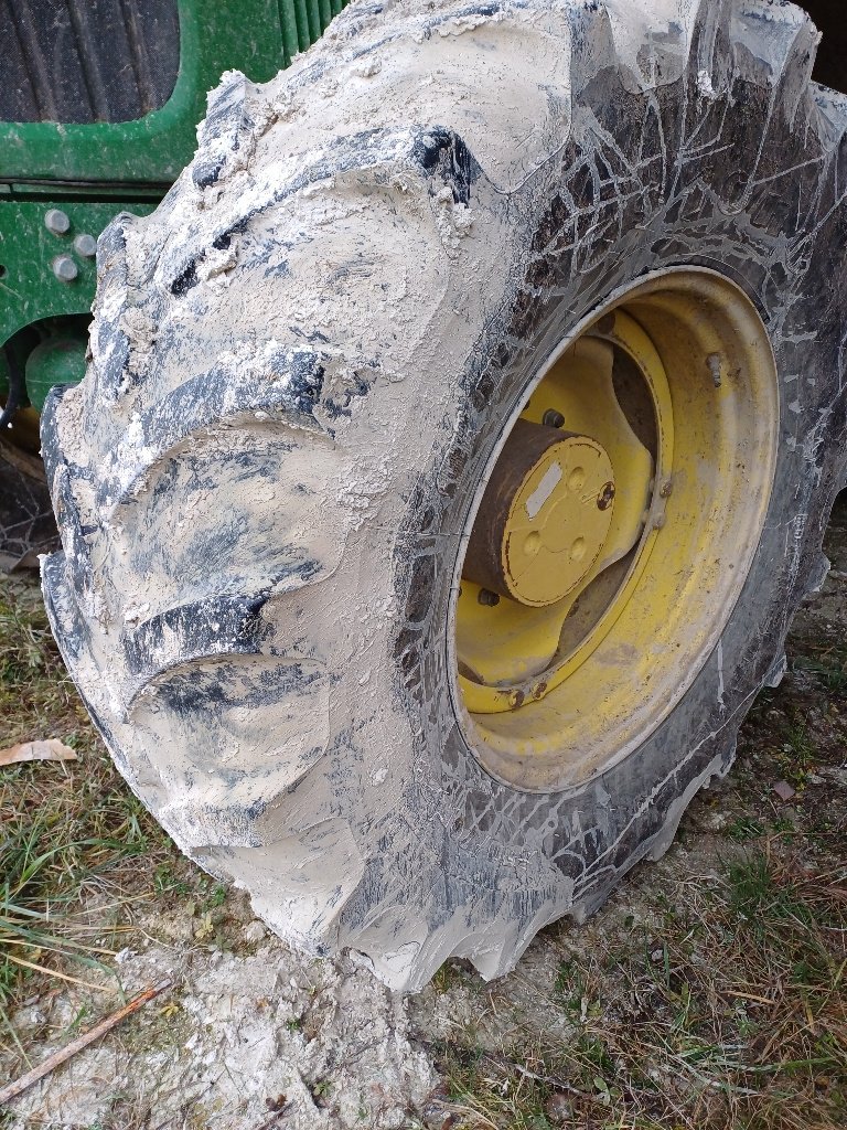 Traktor van het type John Deere 6920, Gebrauchtmaschine in VERT TOULON (Foto 3)