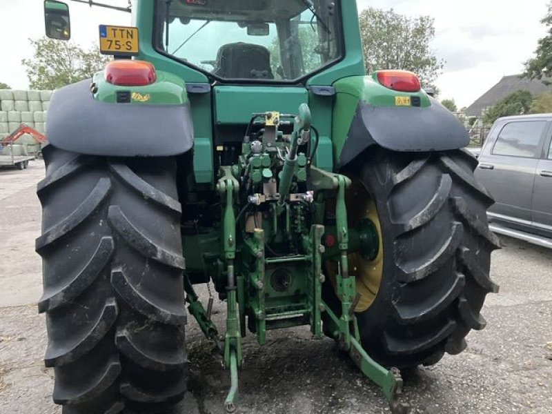 Traktor van het type John Deere 6920, Gebrauchtmaschine in St. - Jacobiparochie (Foto 7)