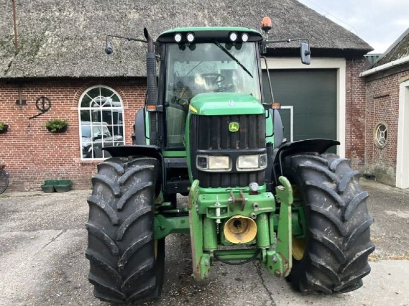 Traktor van het type John Deere 6920, Gebrauchtmaschine in St. - Jacobiparochie (Foto 2)