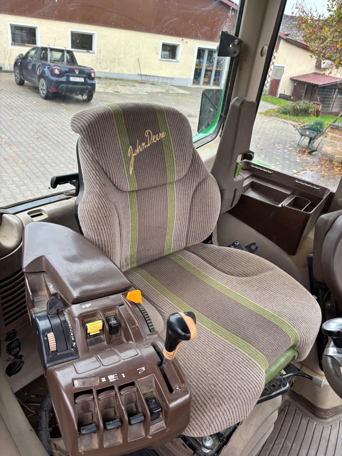 Traktor des Typs John Deere 6920, Gebrauchtmaschine in Schmidmühlen (Bild 3)