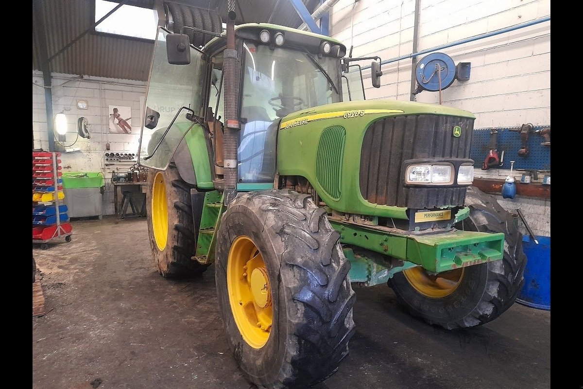 Traktor of the type John Deere 6920S, Gebrauchtmaschine in Viborg (Picture 2)