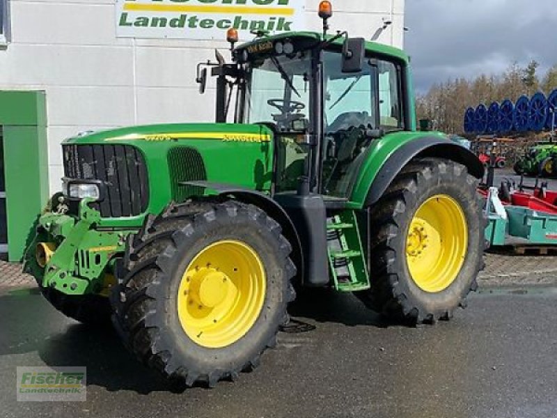 Traktor от тип John Deere 6920S, Gebrauchtmaschine в Kroppach