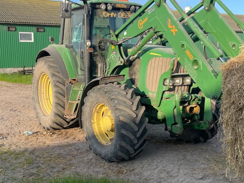 Traktor des Typs John Deere 6920S, Gebrauchtmaschine in Haderslev (Bild 1)