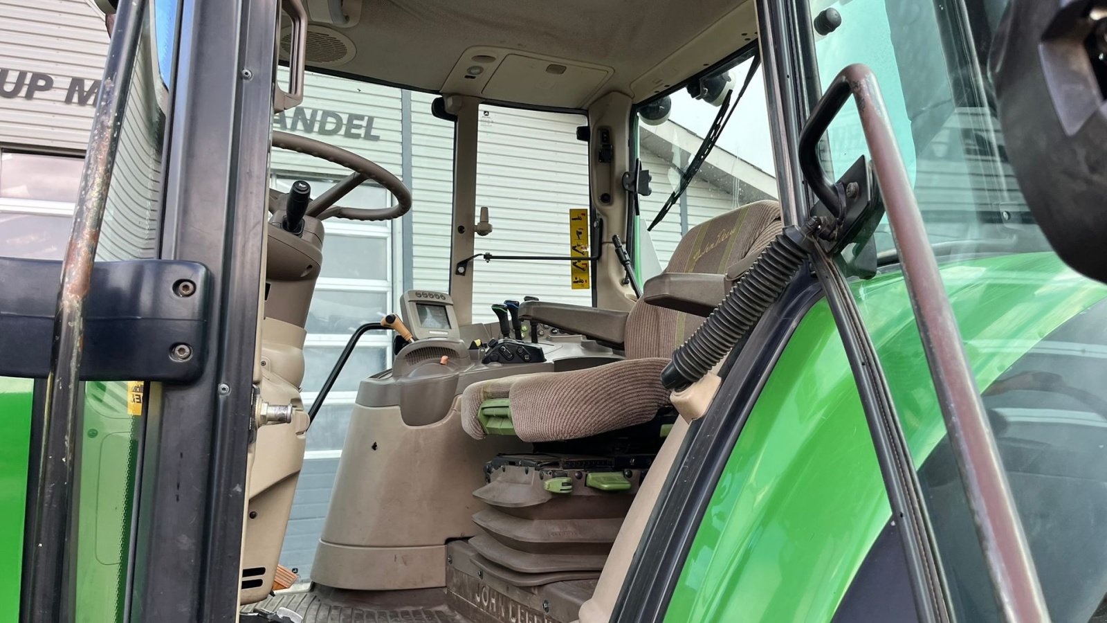 Traktor typu John Deere 6930 AutoPower med frontlift og front PTO, Gebrauchtmaschine v Lintrup (Obrázek 10)