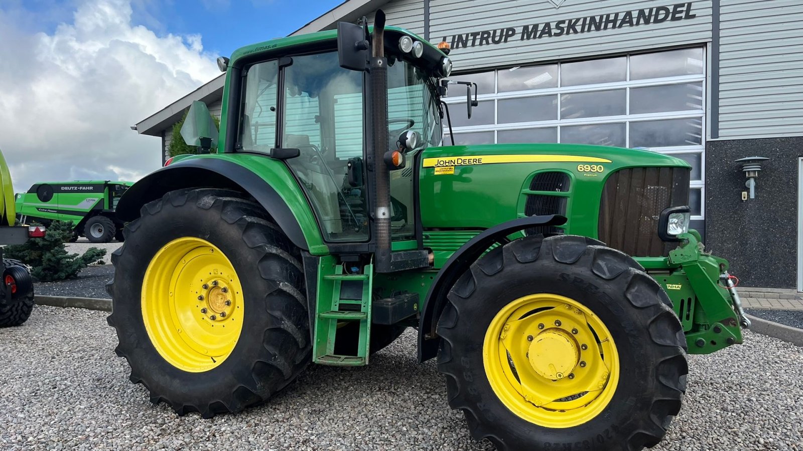Traktor typu John Deere 6930 AutoPower med frontlift og front PTO, Gebrauchtmaschine w Lintrup (Zdjęcie 17)