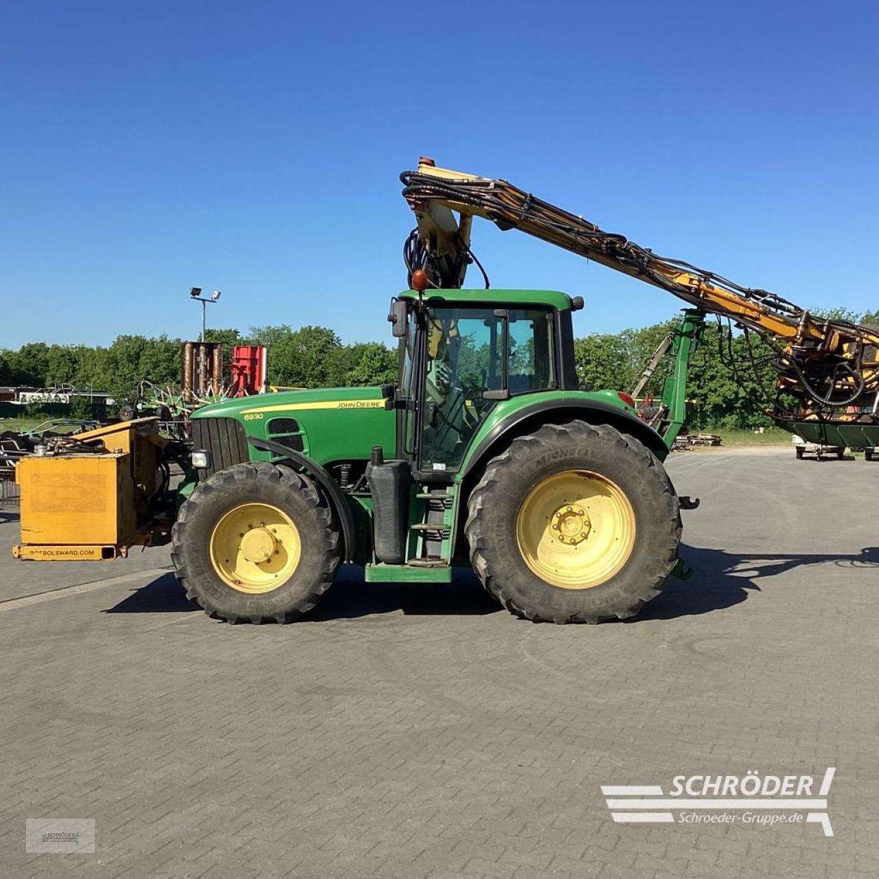 Traktor типа John Deere 6930 + BOS MÄHAUSLEGER + MULCHKOPF, Gebrauchtmaschine в Schwarmstedt (Фотография 10)