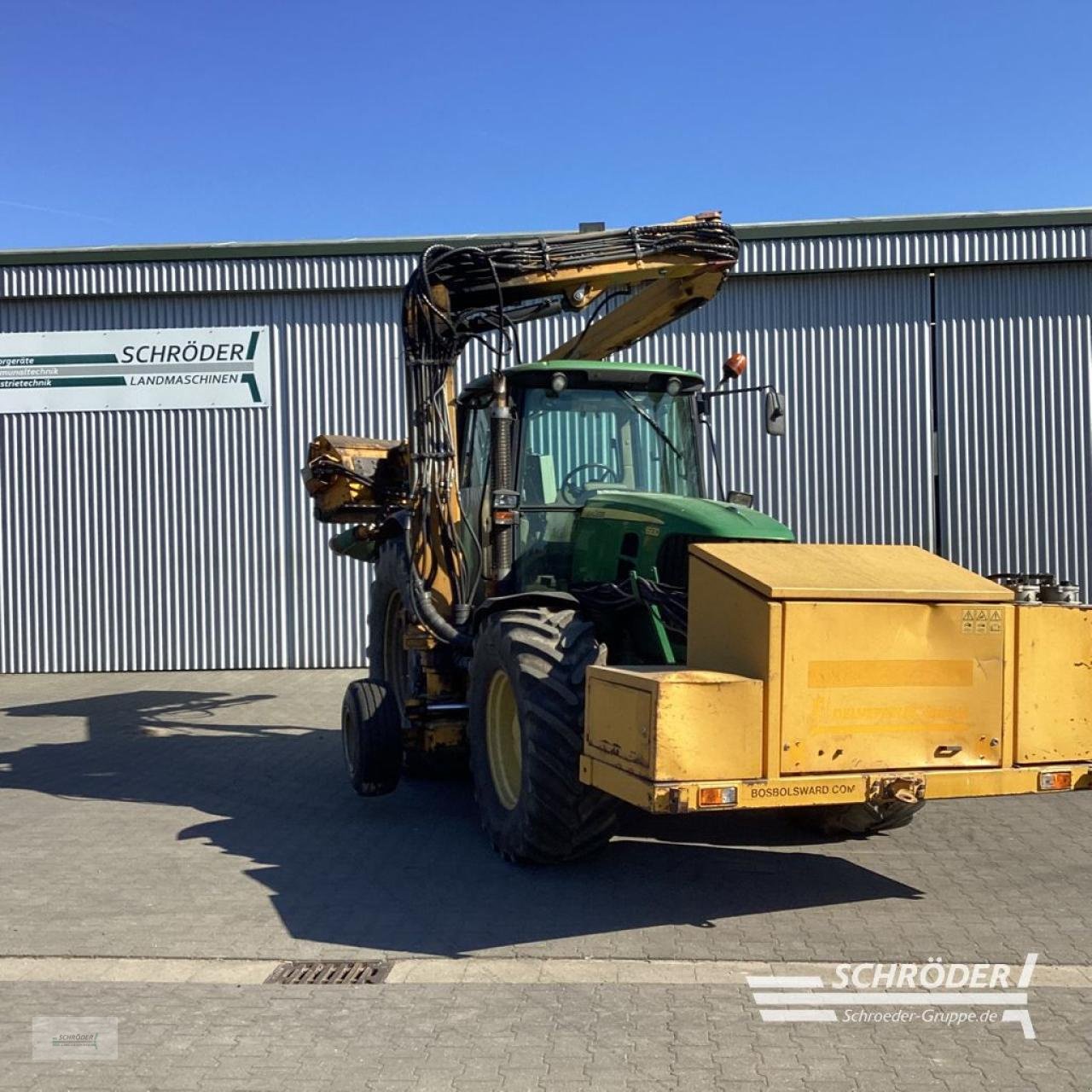 Traktor типа John Deere 6930 + BOS MÄHAUSLEGER + MULCHKOPF, Gebrauchtmaschine в Schwarmstedt (Фотография 11)