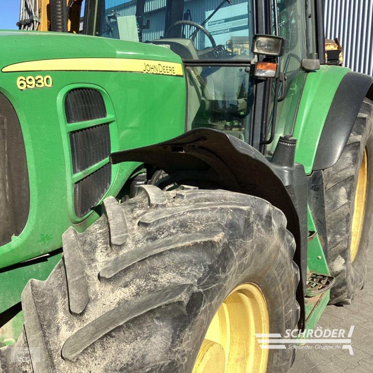 Traktor типа John Deere 6930 + BOS MÄHAUSLEGER + MULCHKOPF, Gebrauchtmaschine в Schwarmstedt (Фотография 13)