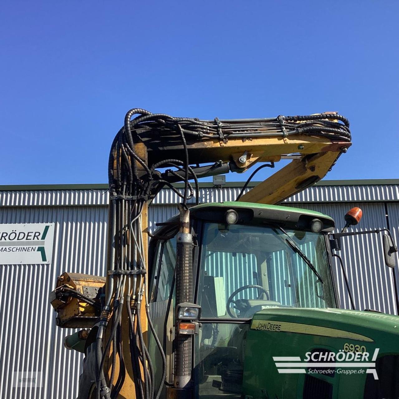 Traktor типа John Deere 6930 + BOS MÄHAUSLEGER + MULCHKOPF, Gebrauchtmaschine в Schwarmstedt (Фотография 15)