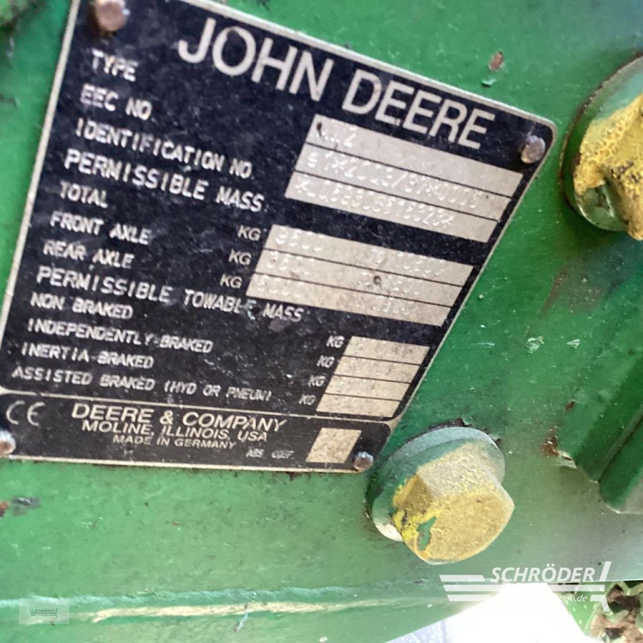 Traktor типа John Deere 6930 + BOS MÄHAUSLEGER + MULCHKOPF, Gebrauchtmaschine в Schwarmstedt (Фотография 16)